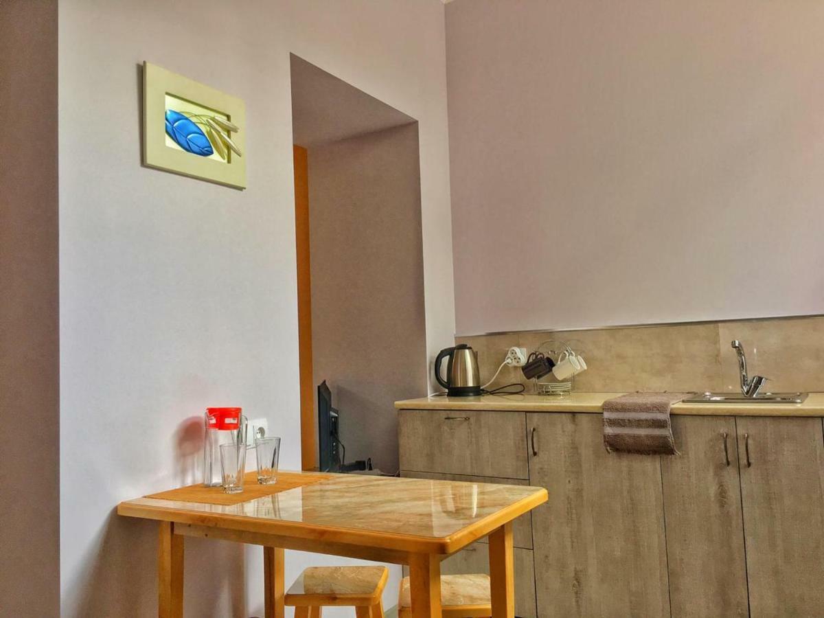 Vercxli 24 Tbilisi Buitenkant foto